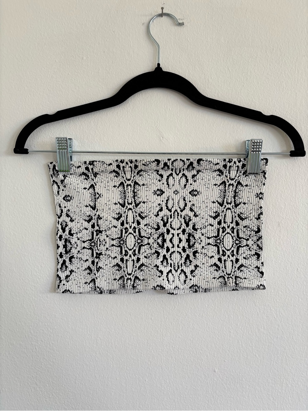 Women’s Black & White Snake Print Tube top